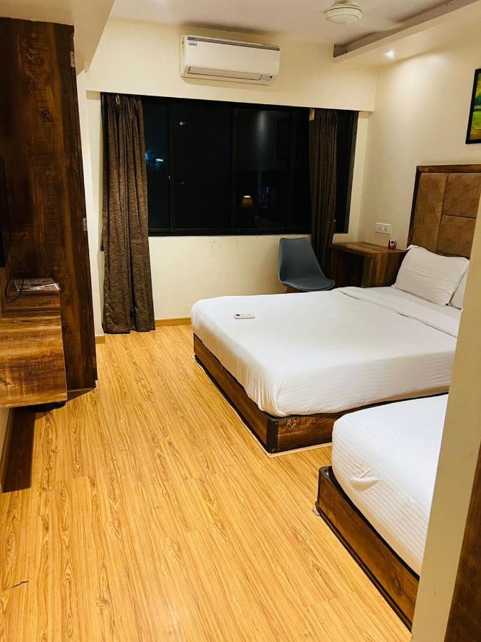 Hotel Byaris International By Bizzgrow Hotels Мумбай Екстериор снимка